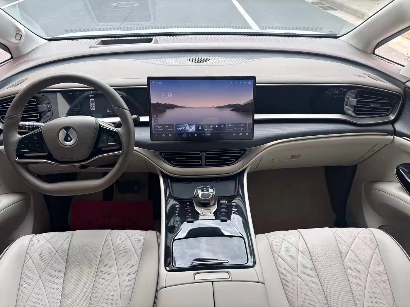 Denza D9 2022 DM-i 970 AWD Flagship фото 6