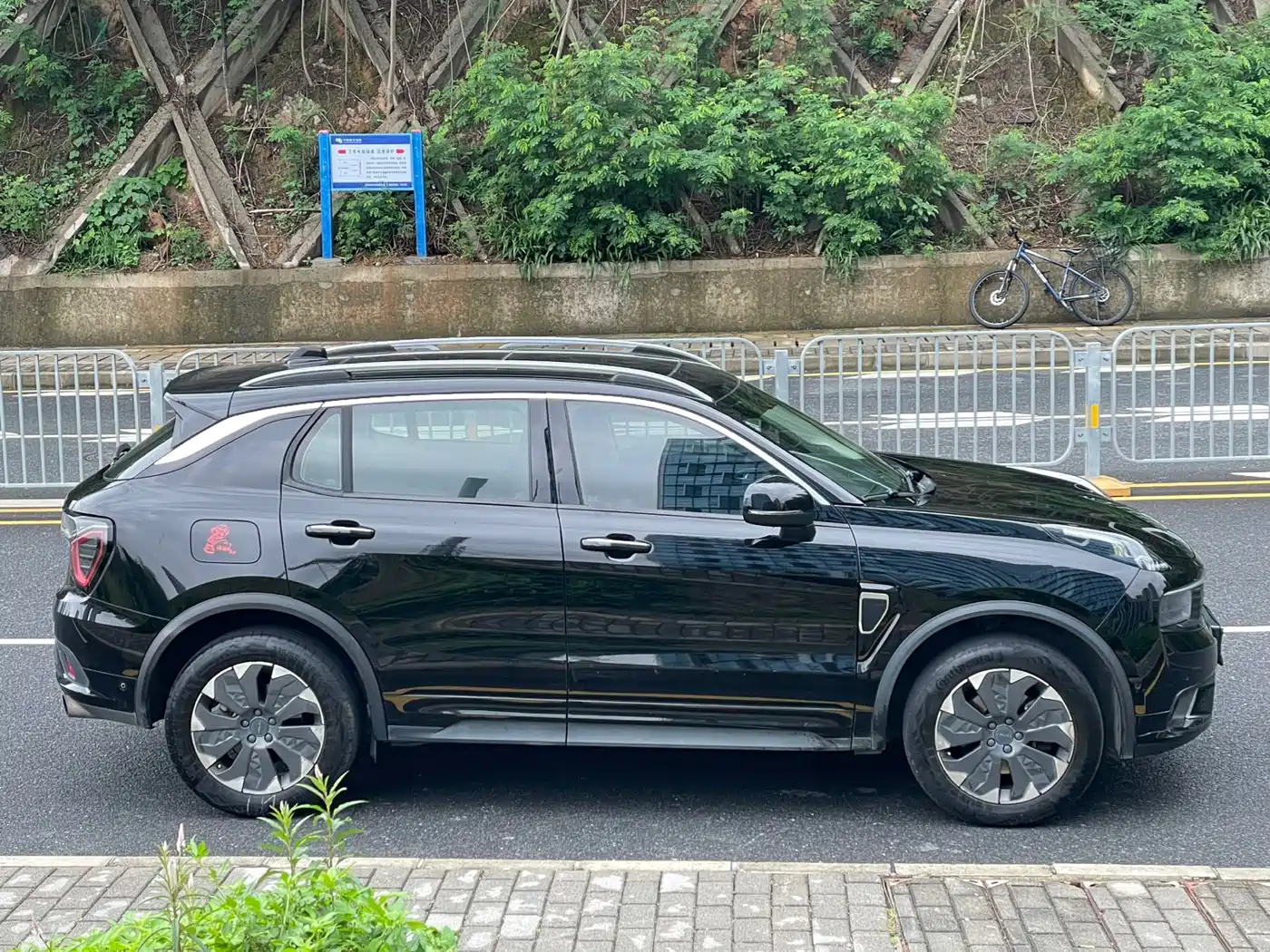 Lynk & Co 01 EM-P 2018 1.5T PHEV Power China V фото 19