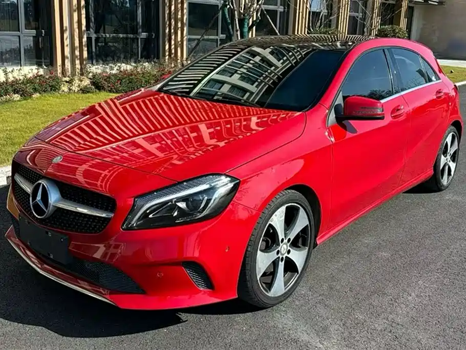 Mercedes-Benz A-Class (Import) 2017 Facelift A 200 Fashion