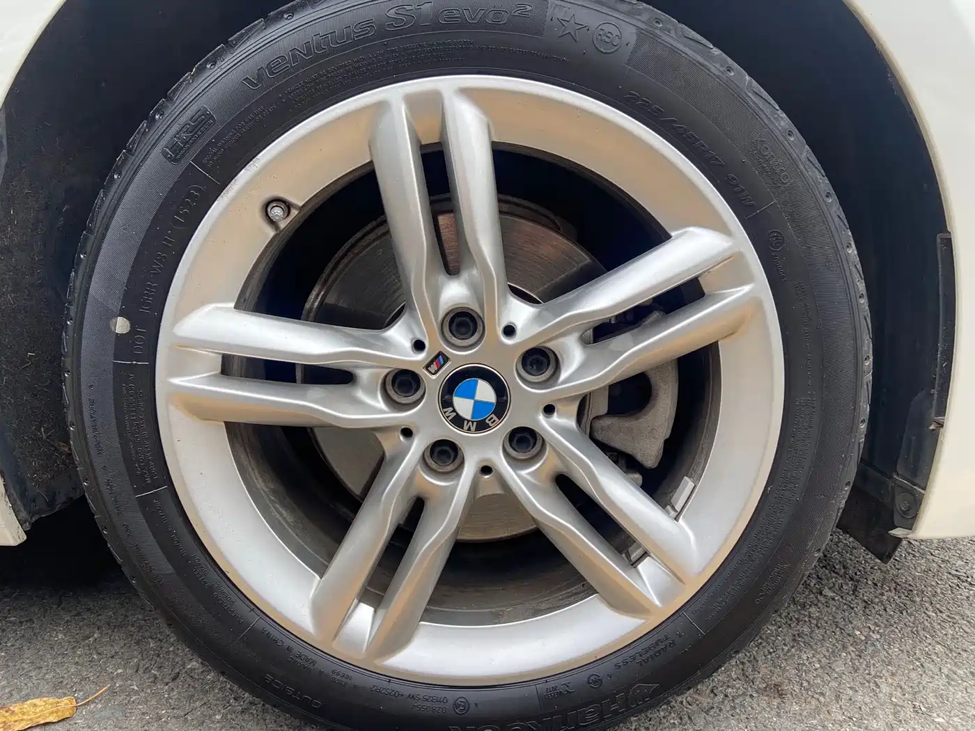BMW 1 Series 2023 120i M Sport Shadow Edition фото 13