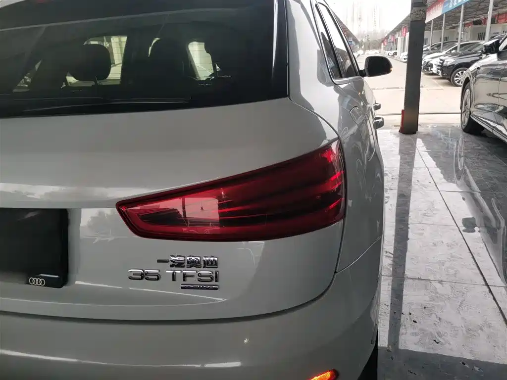 Audi Q3 2015 35 TFSI quattro Millionth Anniversary Premium фото 8