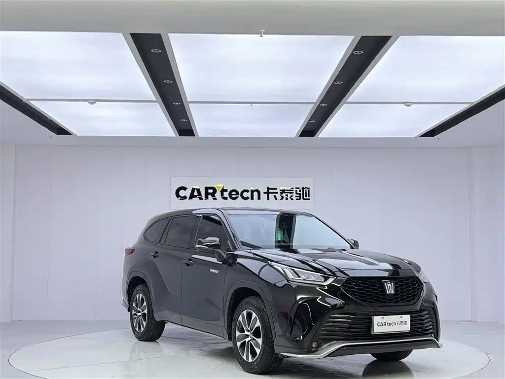 2024 Toyota Crown Kluger