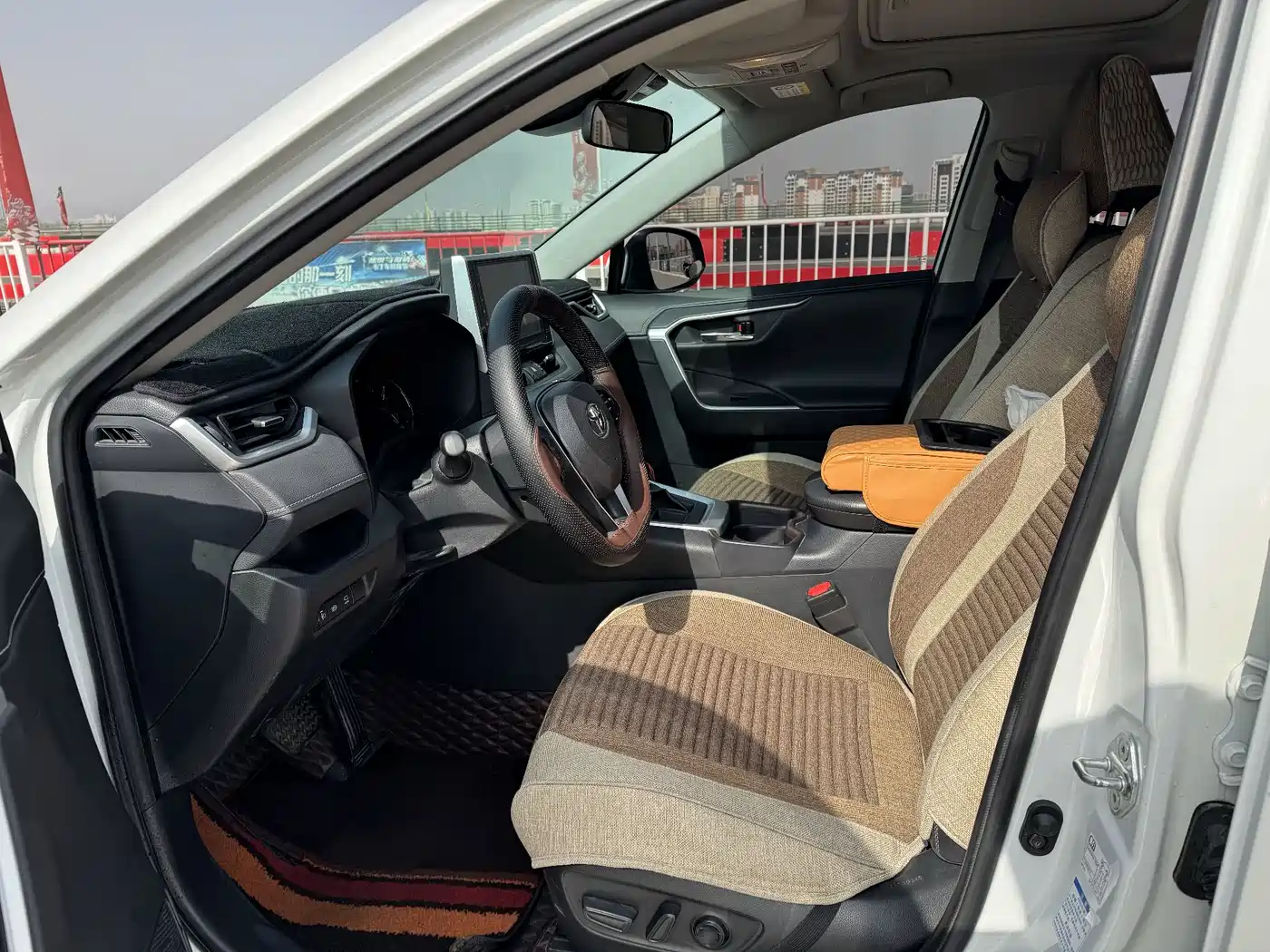 Toyota RAV4 Rongfang 2021 2.0L CVT 4WD Trend PLUS фото 7