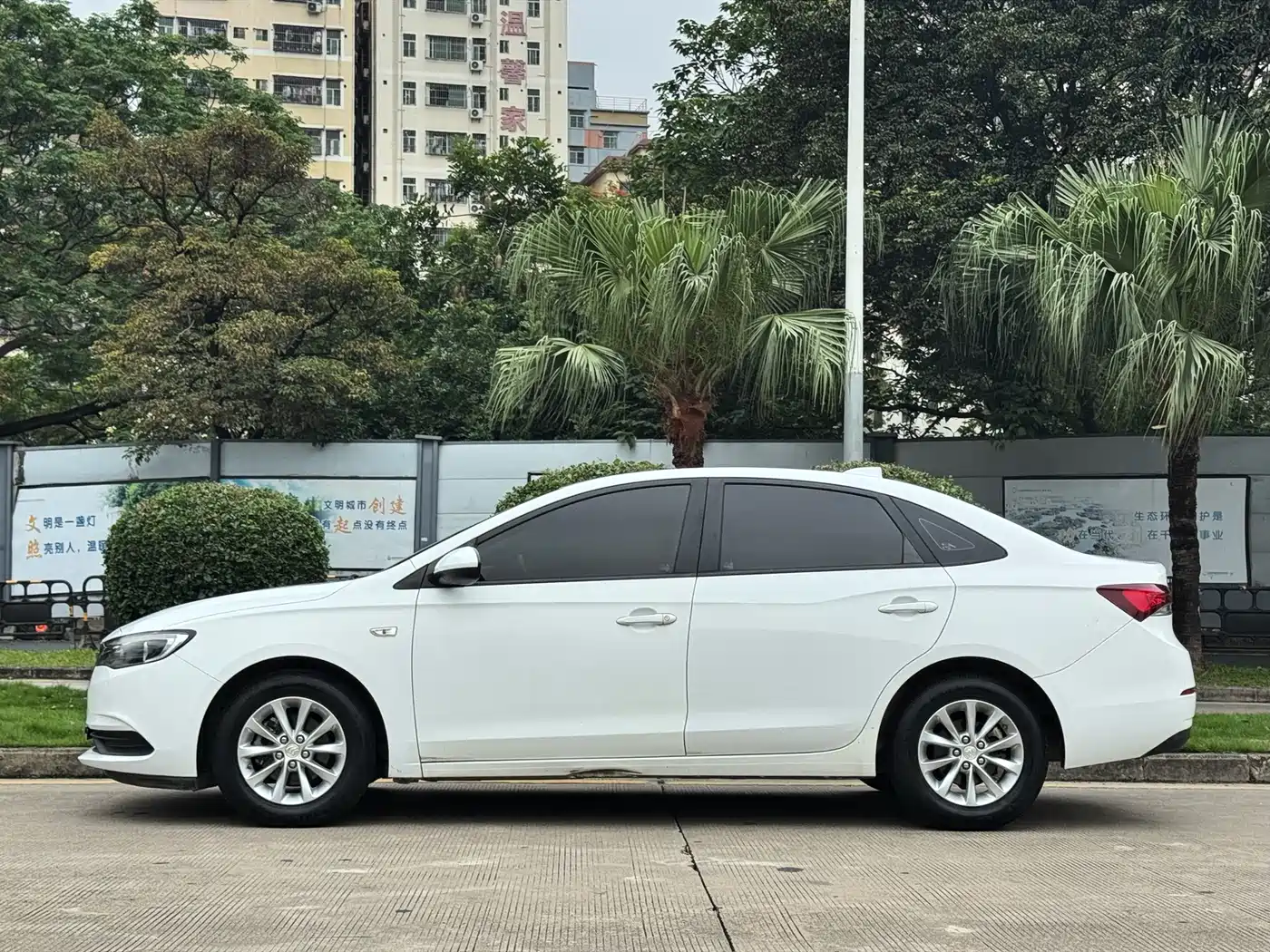 Buick Excelle 2018 15T DCT Progressive (China V) фото 6