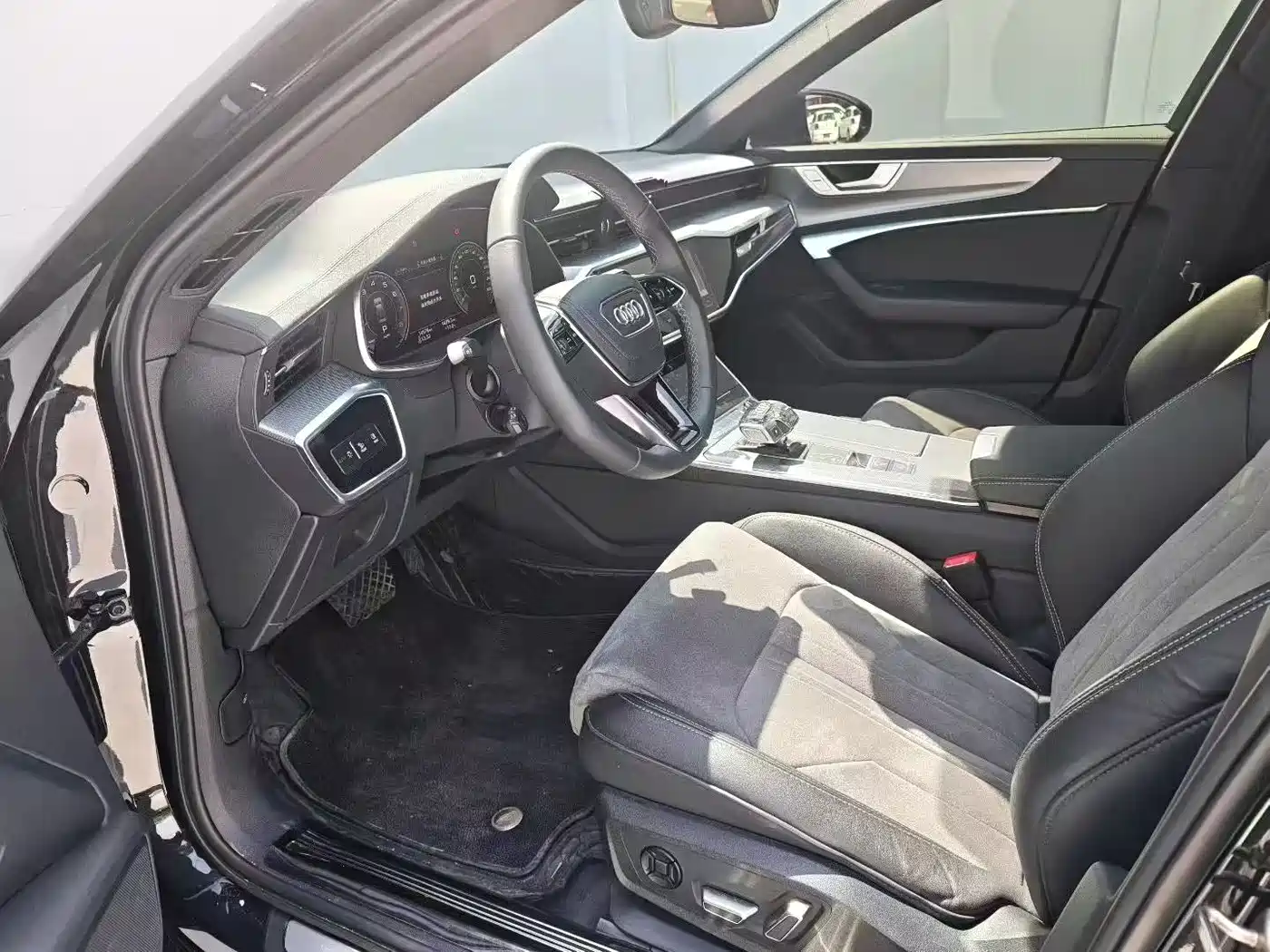 Audi A6L 2024 45 TFSI Premium Dynamic фото 4