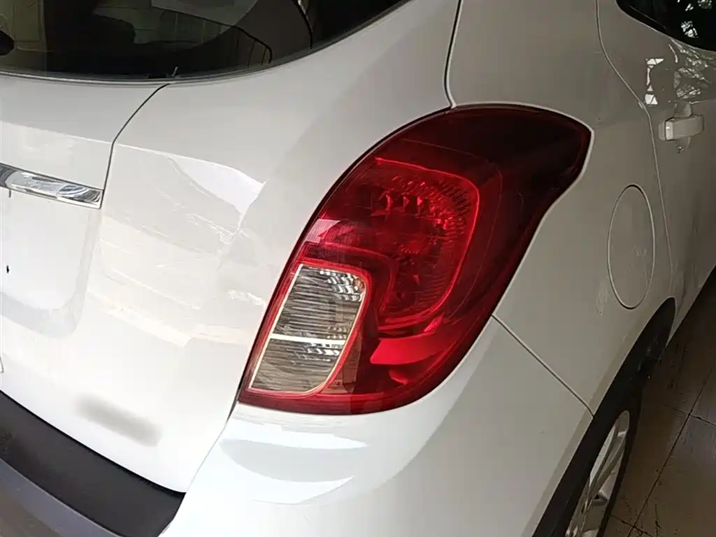Buick Encore 2015 1.4T Automatic 2WD Urban Elite фото 8