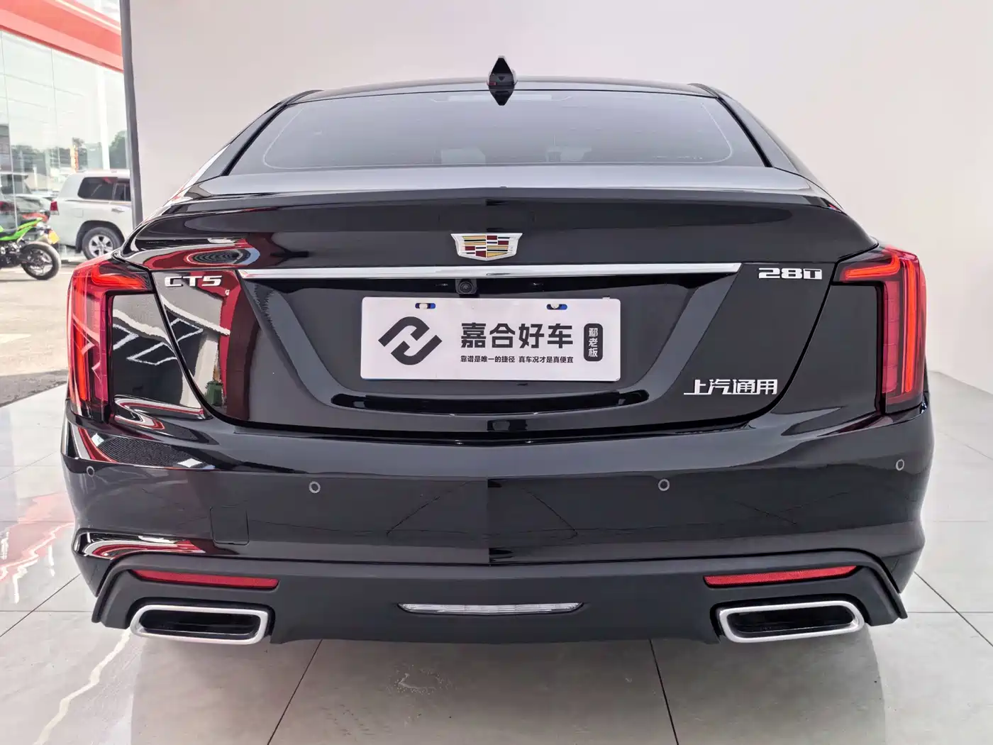 CADILLAC CT5