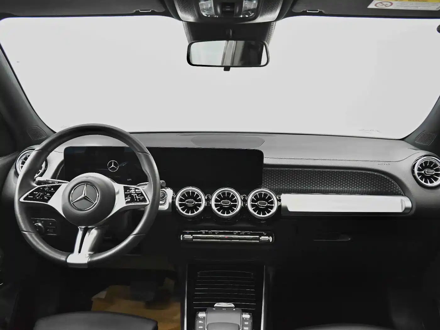 Mercedes-Benz GLB 2024 GLB 220 Dynamic фото 16