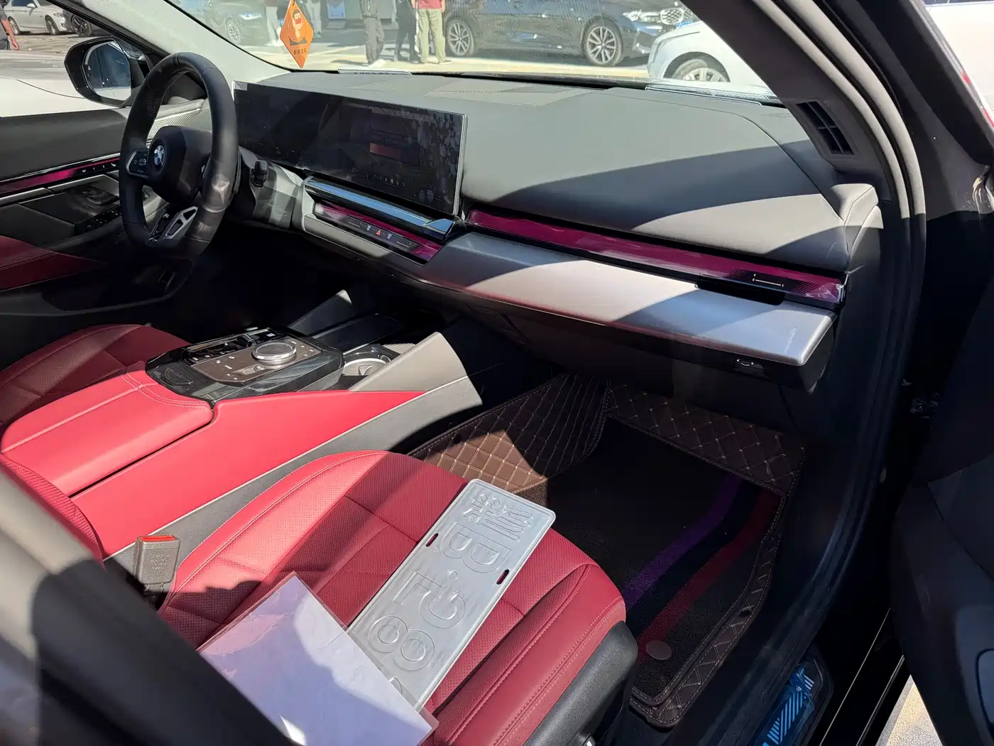 BMW 5 Series 2025 530Li Leading Luxury Package фото 13
