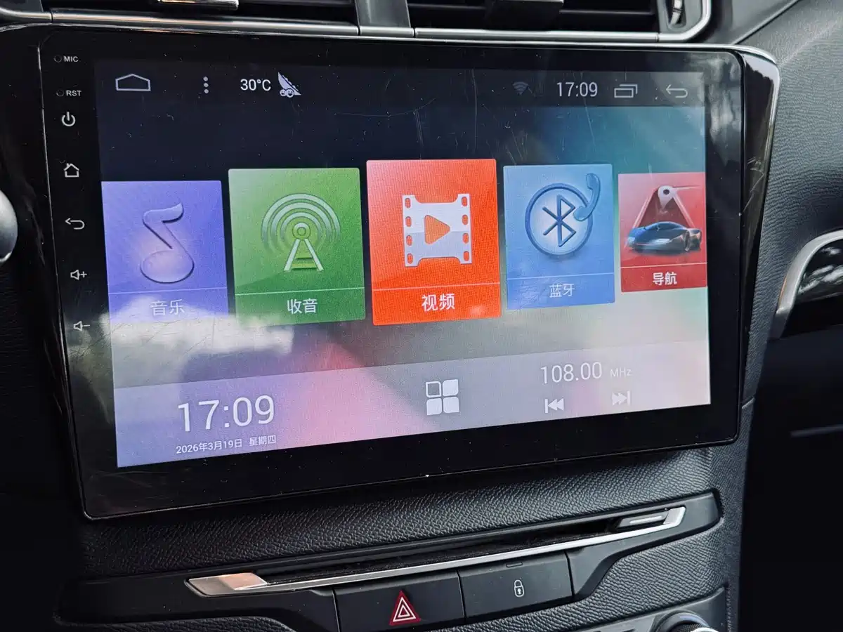 Peugeot 408 2014 1.8L Automatic Leading Edition фото 28