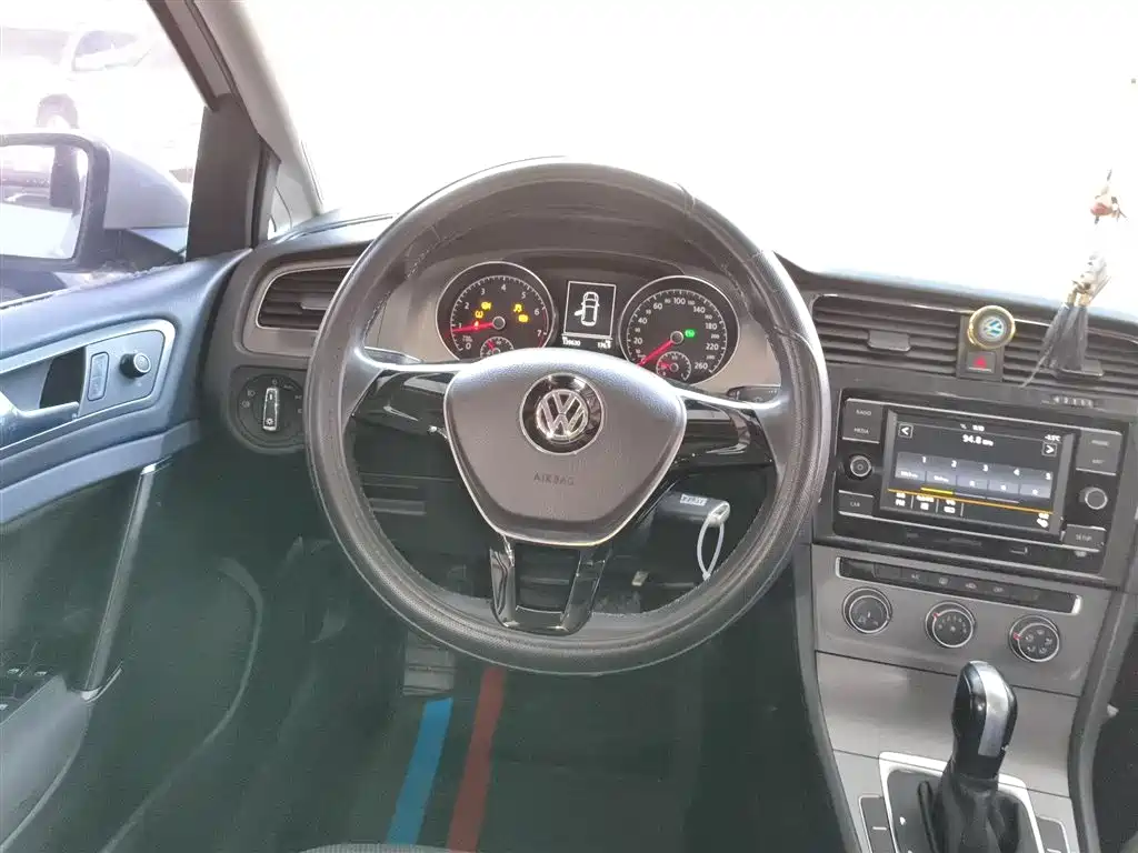 Volkswagen Golf 2015 1.4TSI Automatic Comfort фото 11