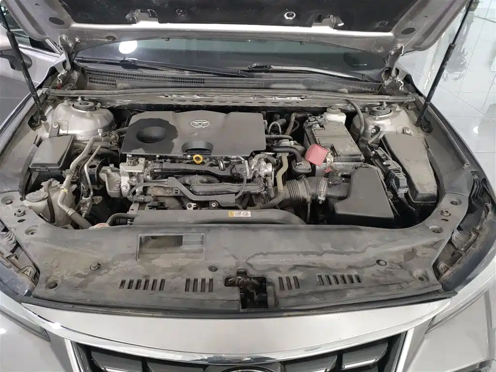 Toyota Avalon 2022 2.0L Luxury Edition фото 16