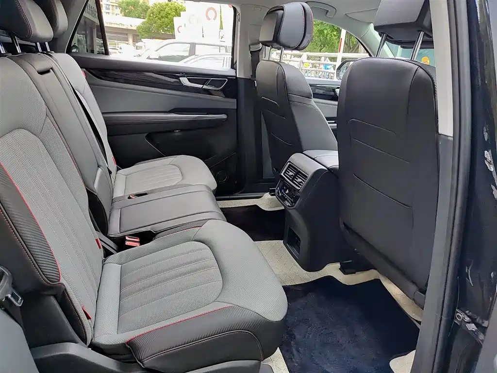 Volkswagen Teramont 2024 Teramont X 380TSI 4WD Premium Luxury Edition фото 11