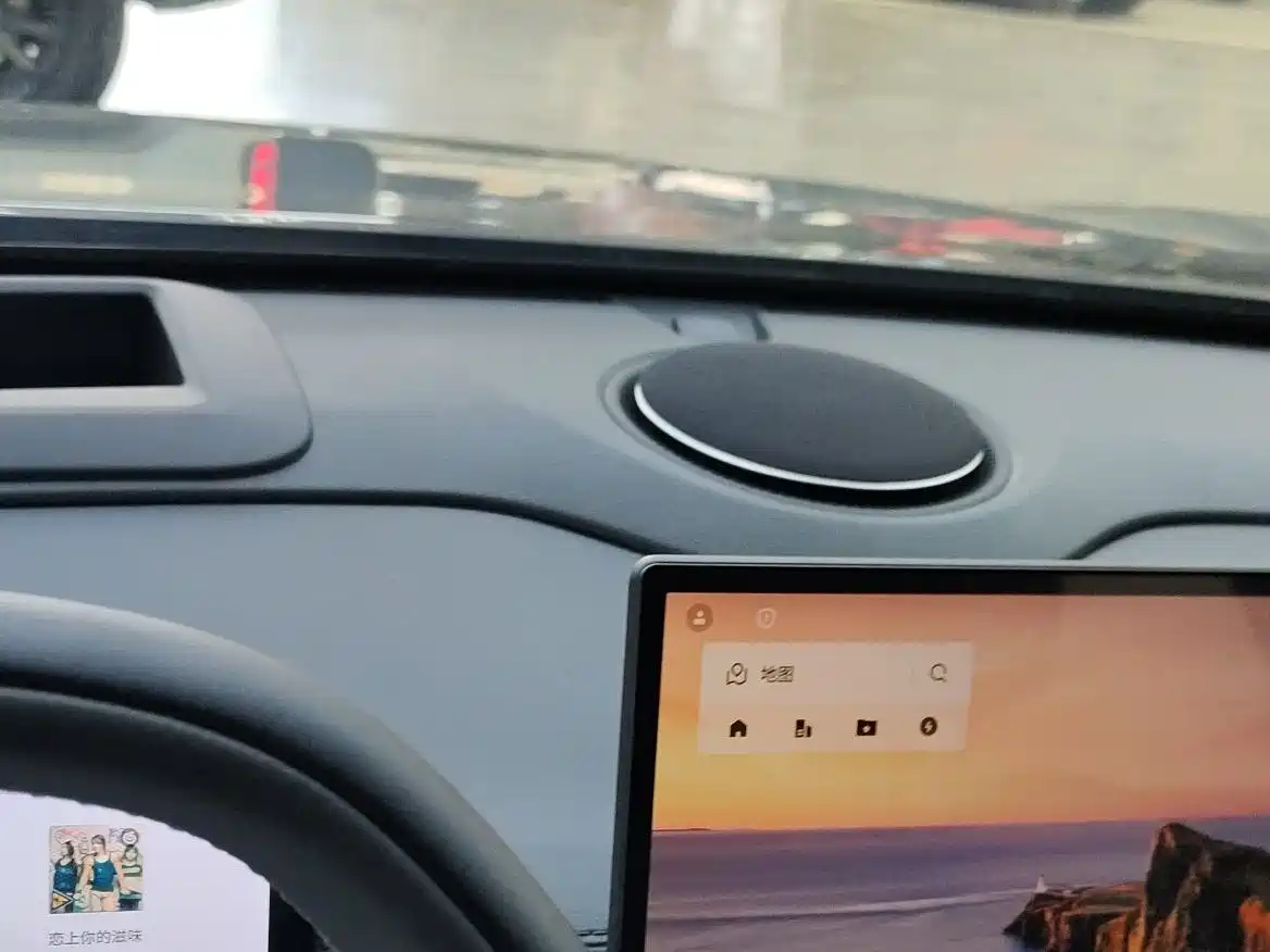 Geely Galaxy Galaxy A7 2025 EM-i 150km Explorer+ Edition фото 20