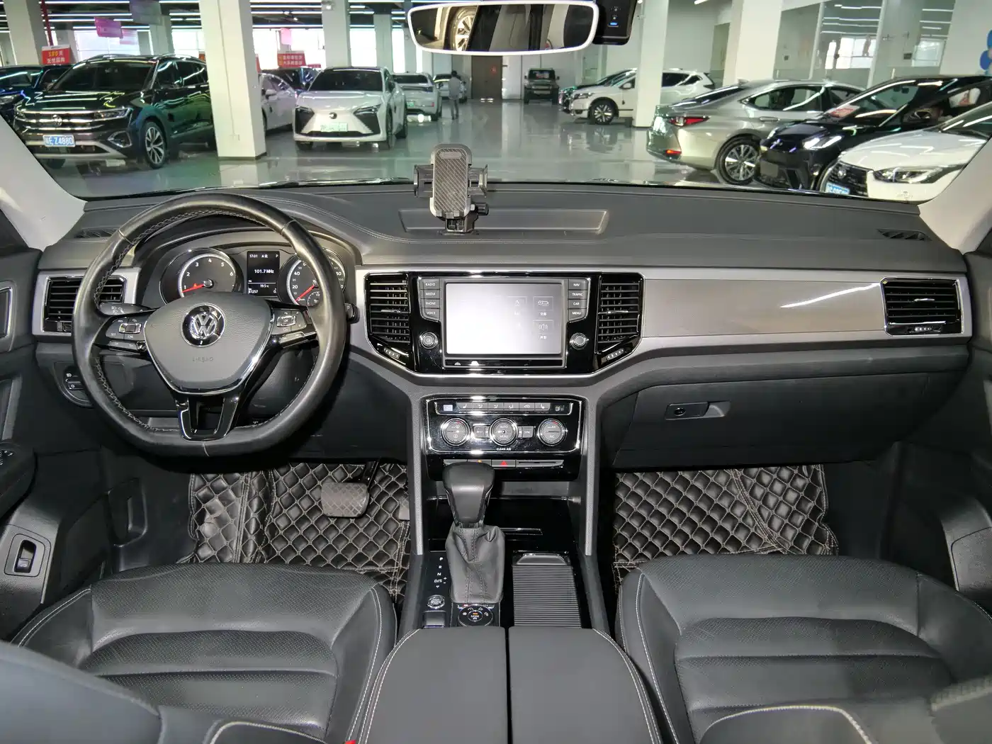 Volkswagen Teramont 2017 380TSI 4WD Luxury Edition фото 8