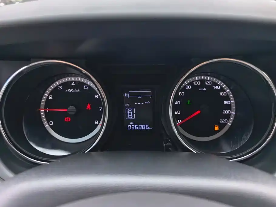 Dongfeng Aeolus Dongfeng Fengshen A60 2015 2016 Model 1.5L Manual Luxury