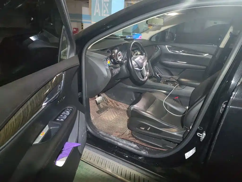 Cadillac XT5 2018 25T Luxury фото 14