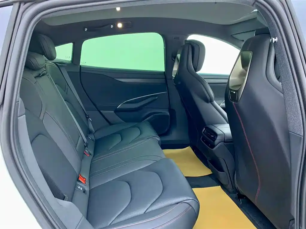 Xiaomi Auto Xiaomi SU7 2024 RWD Ultra Long Range Advanced Smart Driving Pro Edition фото 15