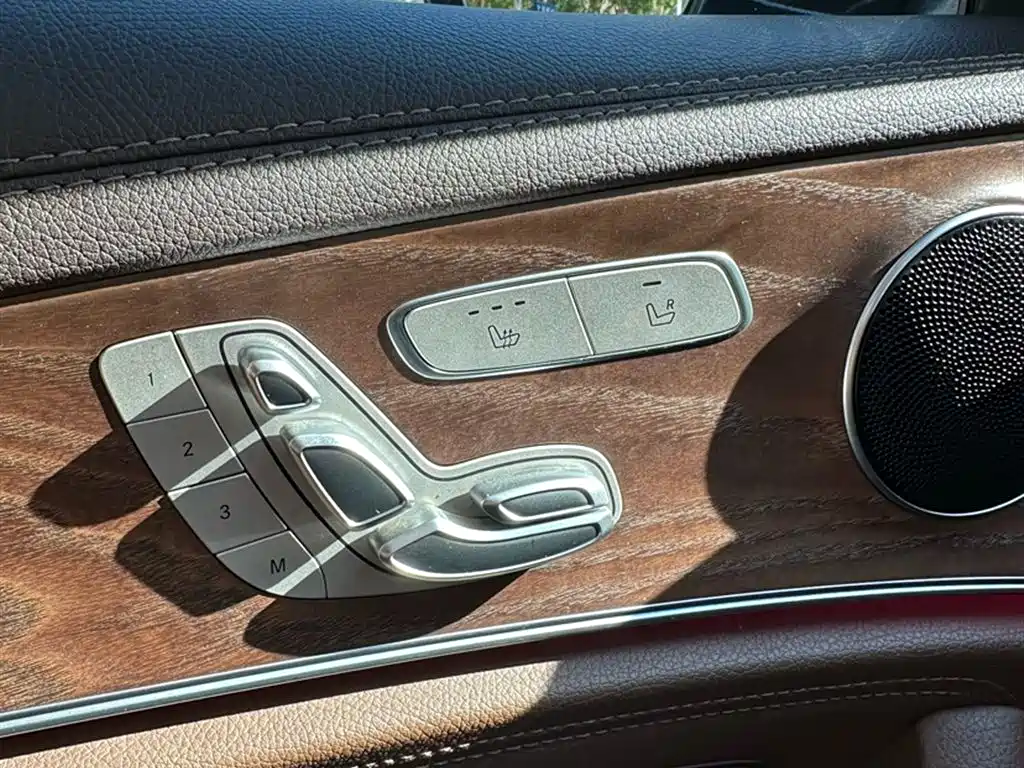 Mercedes-Benz E-Class 2020 E 300 L Fashion фото 2