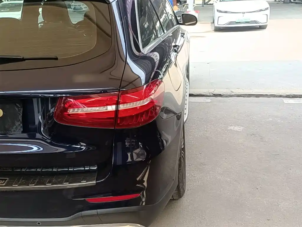 Mercedes-Benz GLC 2018 Facelift GLC 260 4MATIC Dynamic фото 8