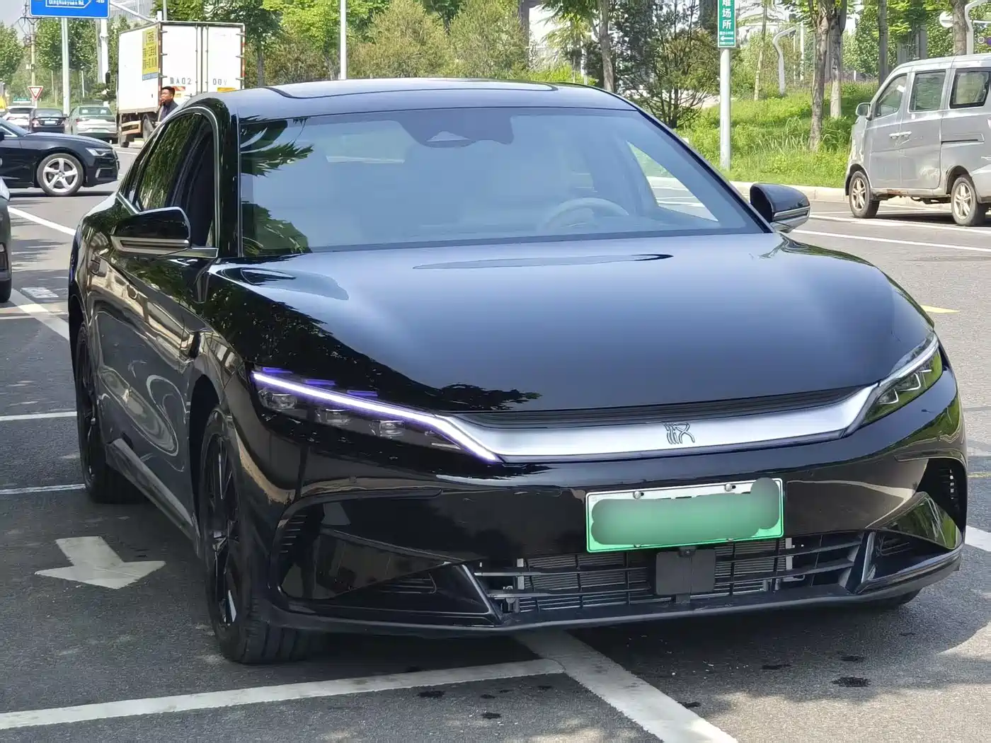 BYD Han 2025 DM-i 125KM Premium фото 3
