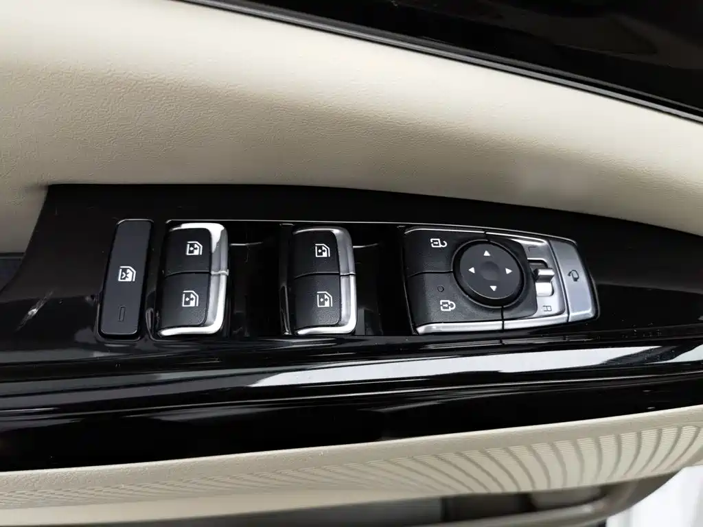 Kia Carnival 2022 2021 2.0T Luxury Tech Edition
