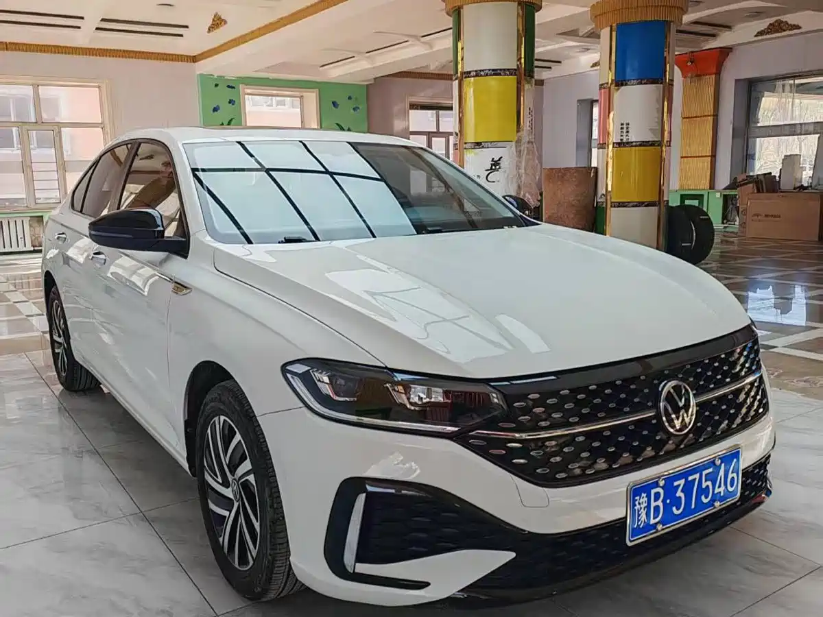 Volkswagen Lavida 2023 280TSI DSG Starlight Comfort Edition фото 4