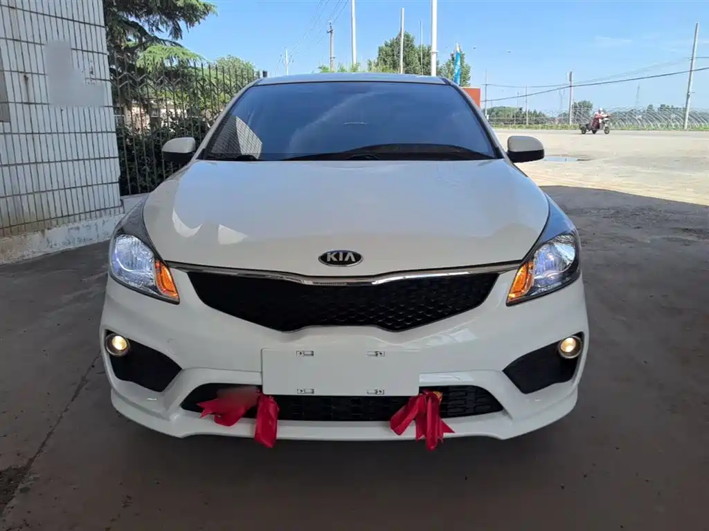 Kia K2 2017 Sedan 1.4L MT 15th Anniversary Special Edition GLS фото 3