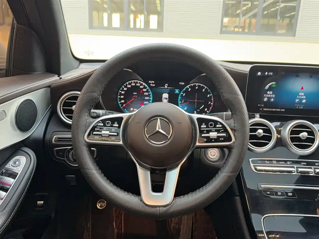 Mercedes-Benz GLC 2022 Facelift III GLC 260 L 4MATIC Dynamic фото 7