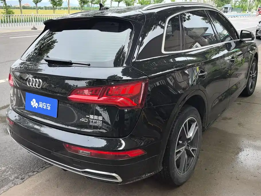 Audi Q5L 2020 40 TFSI Prestige Fashion фото 3