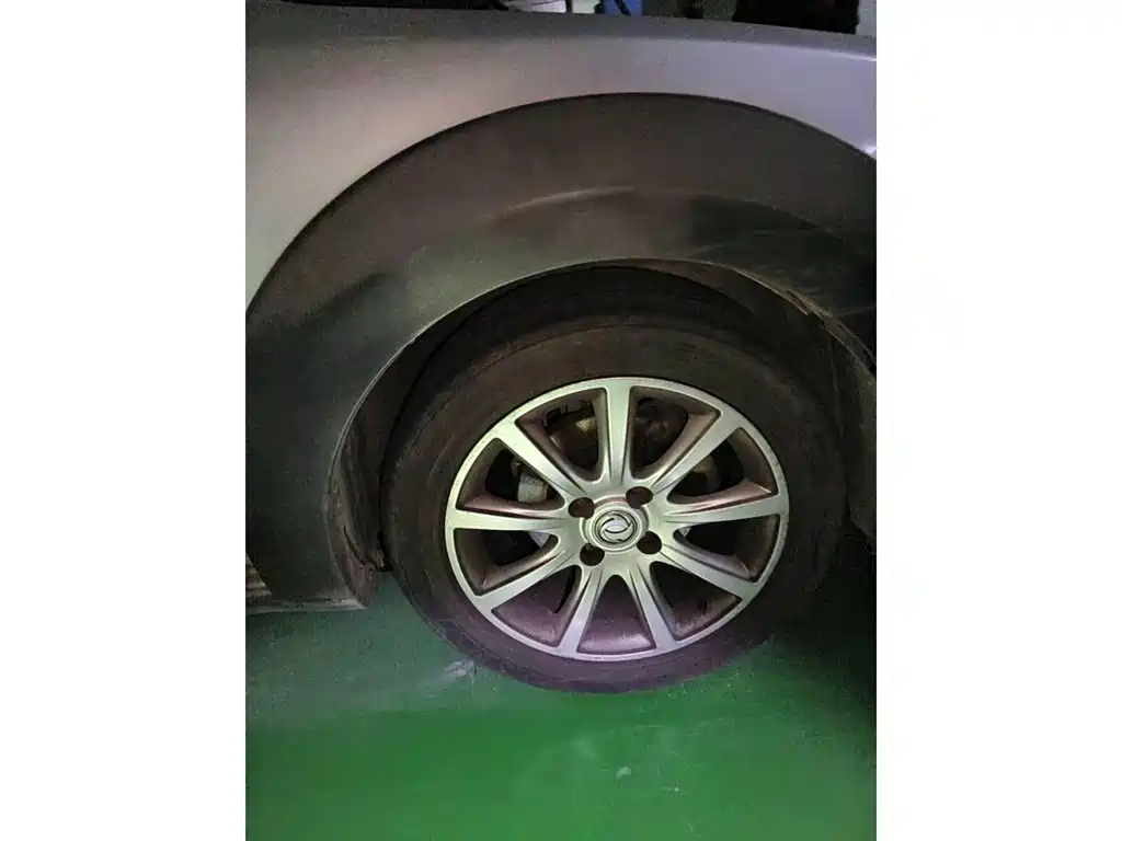 Dongfeng Aeolus Dongfeng Fengshen H30 2014 2014 CROSS 1.5L Manual Smart Drive Luxury
