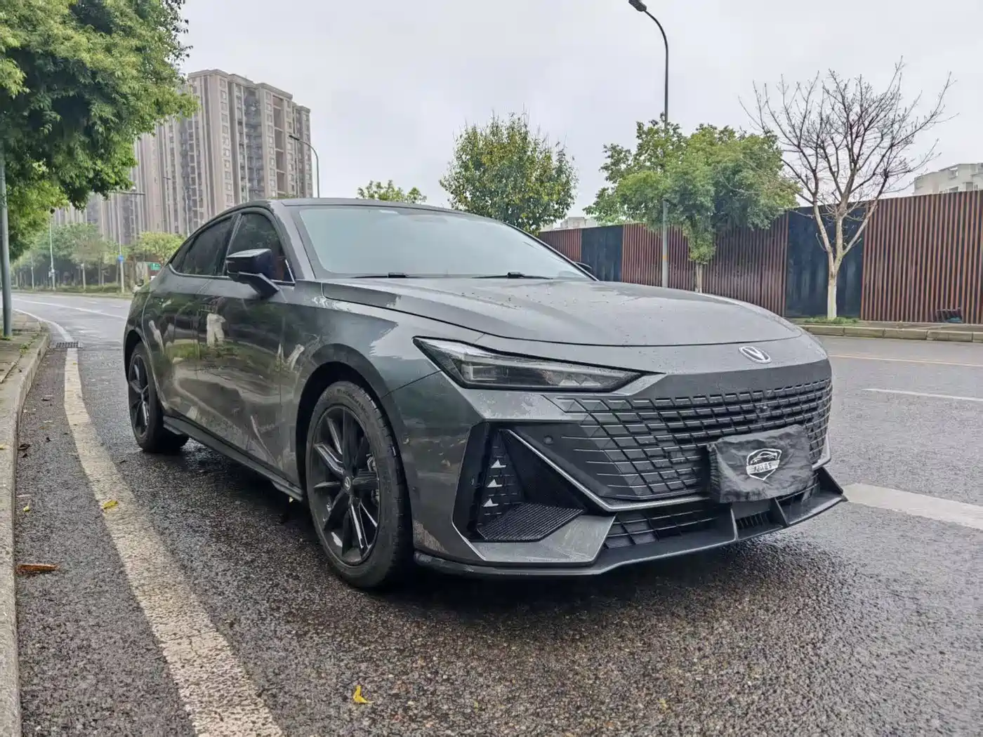 CHANGAN UNI-V