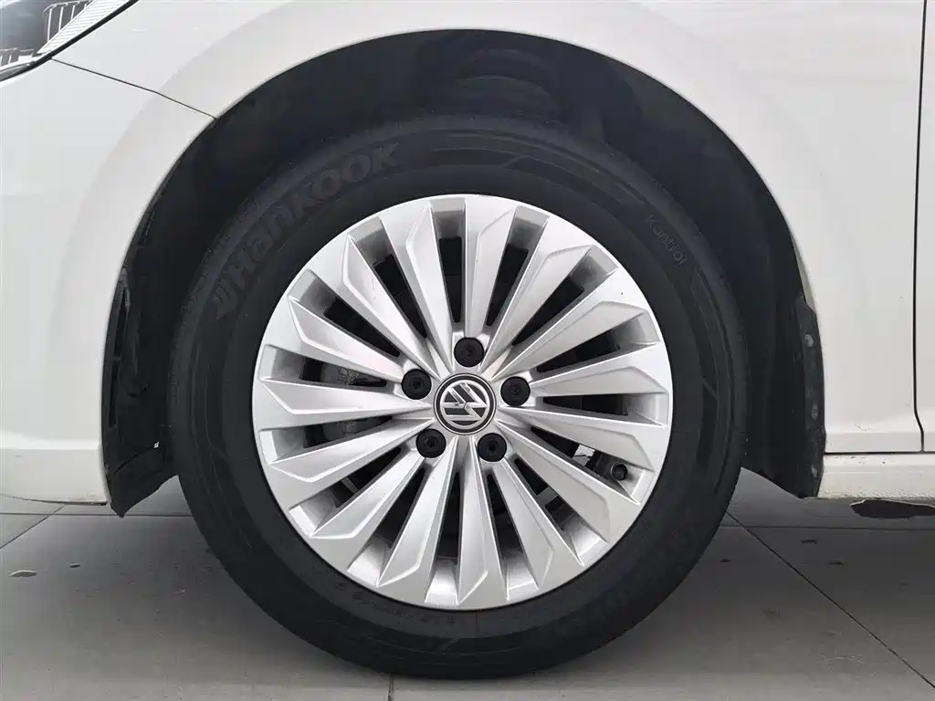 Volkswagen Lavida 2019 1.5L Automatic Comfort Edition China VI фото 17