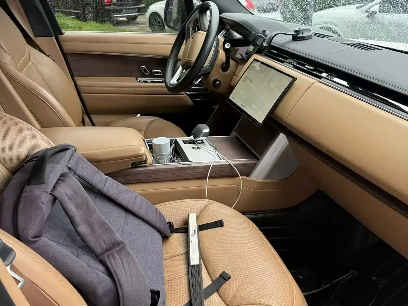 Land Rover Range Rover 2024 3.0 L6 400PS Genesis Extended фото 2