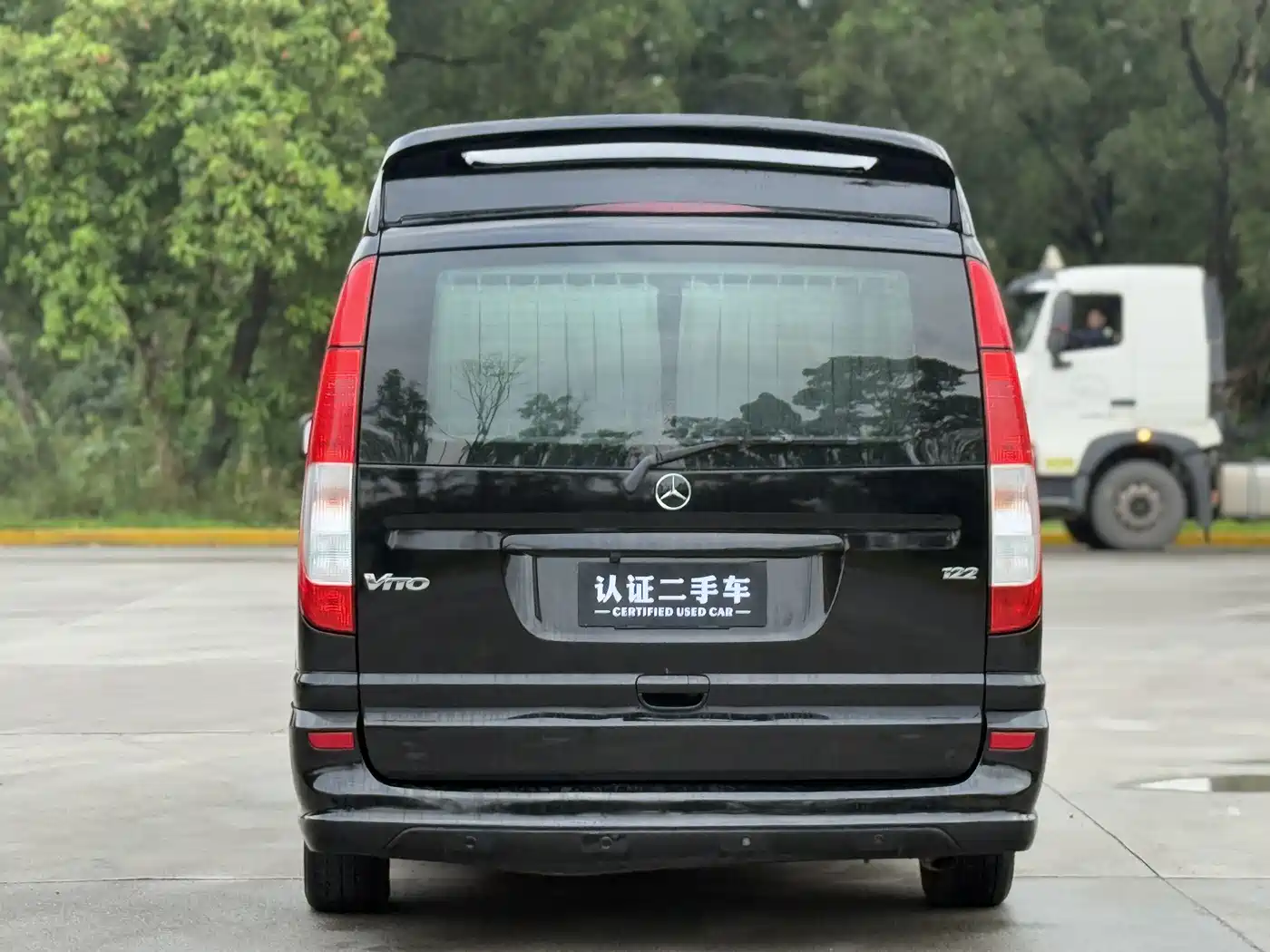 Mercedes-Benz Vito 2013 Model 3.0L Elite Edition фото 4