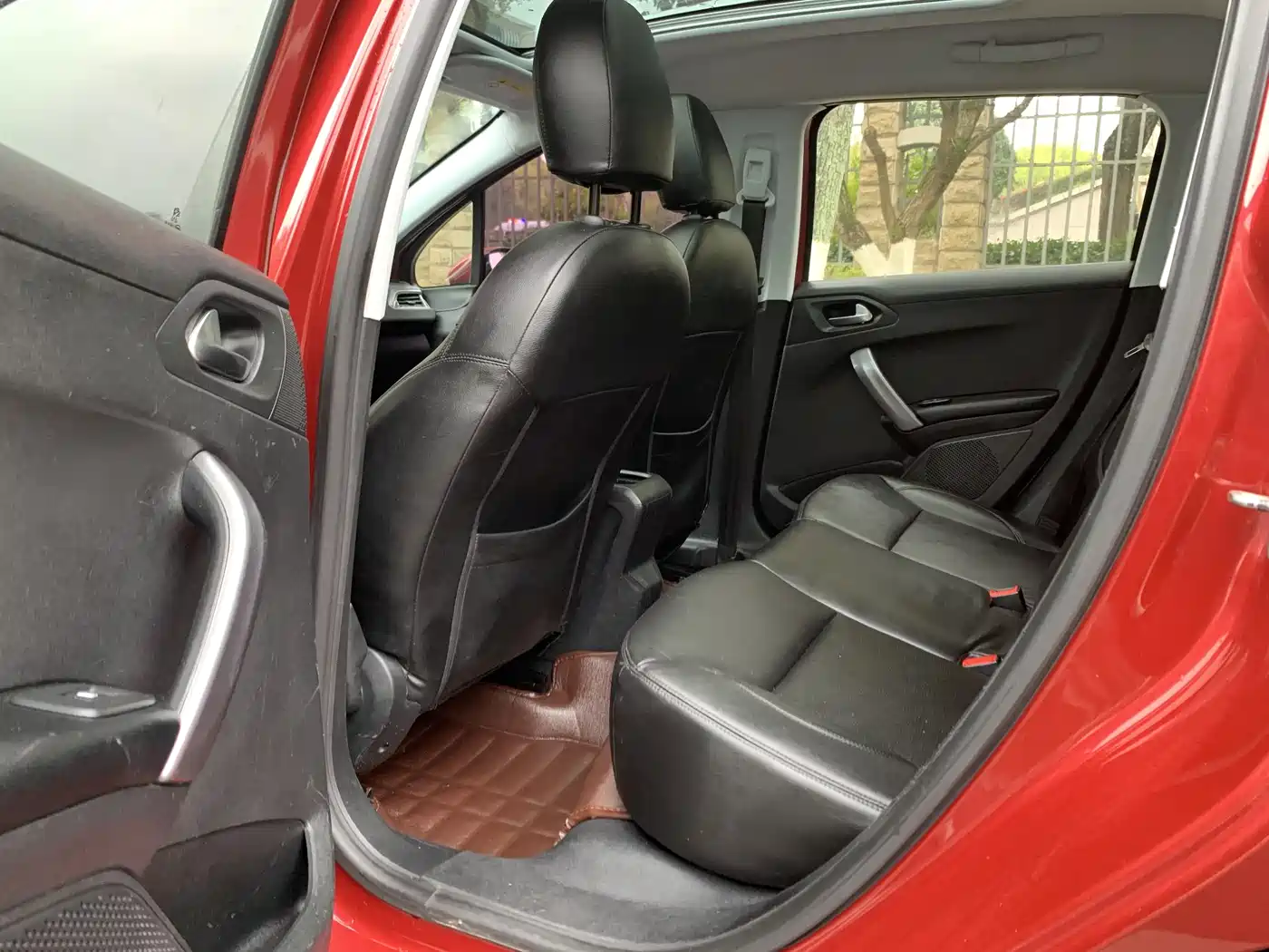 Peugeot 2008 2015 Cool Edition 1.6L Auto Jade фото 10