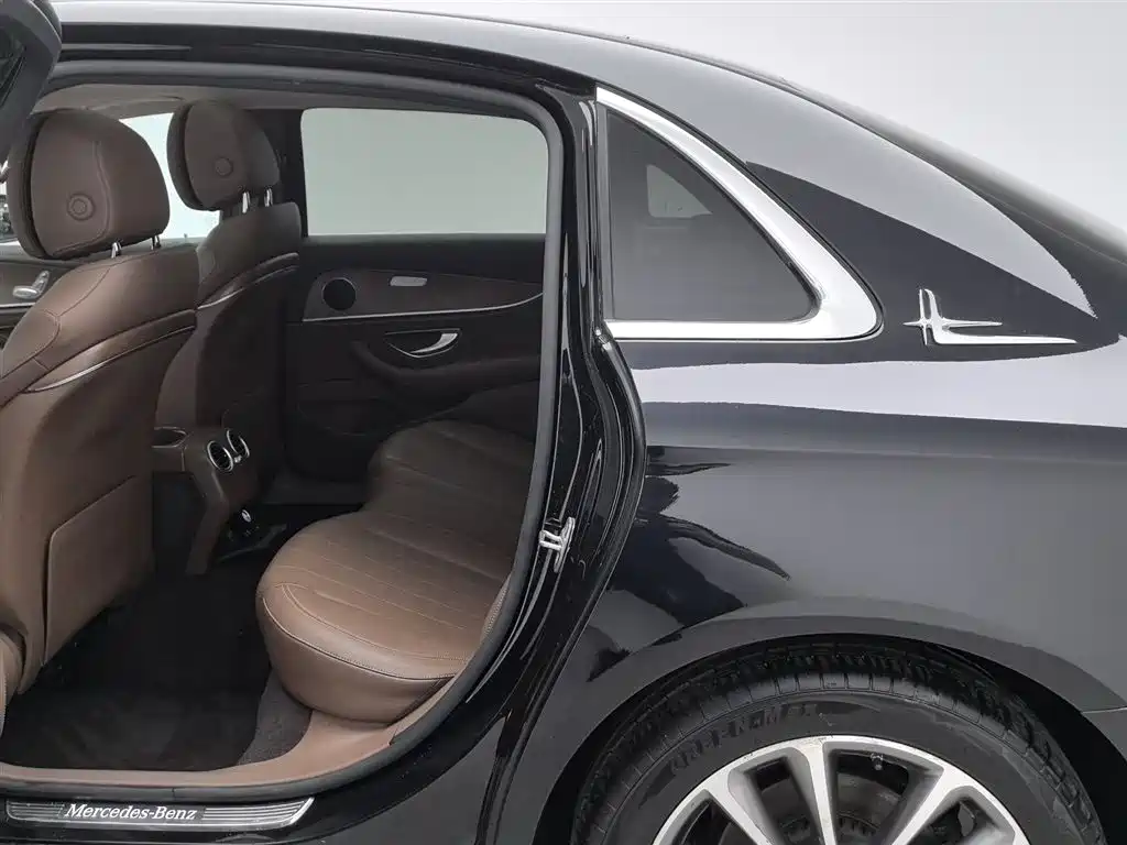 Mercedes-Benz E-Class 2020 Facelift E 260 L фото 15