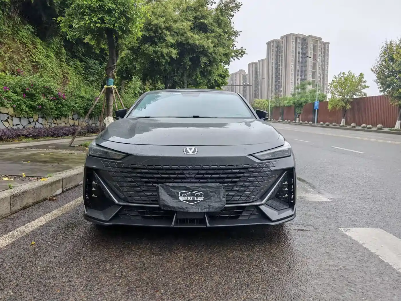 CHANGAN UNI-V