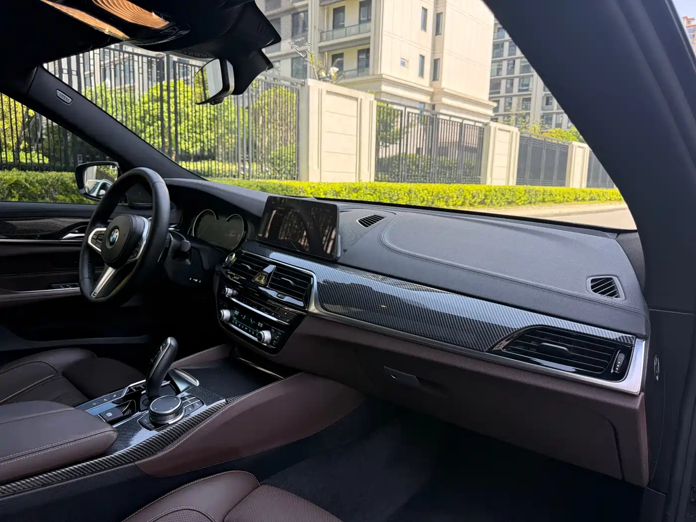 BMW 6 Series GT 2018 640i xDrive M Sport Package фото 18