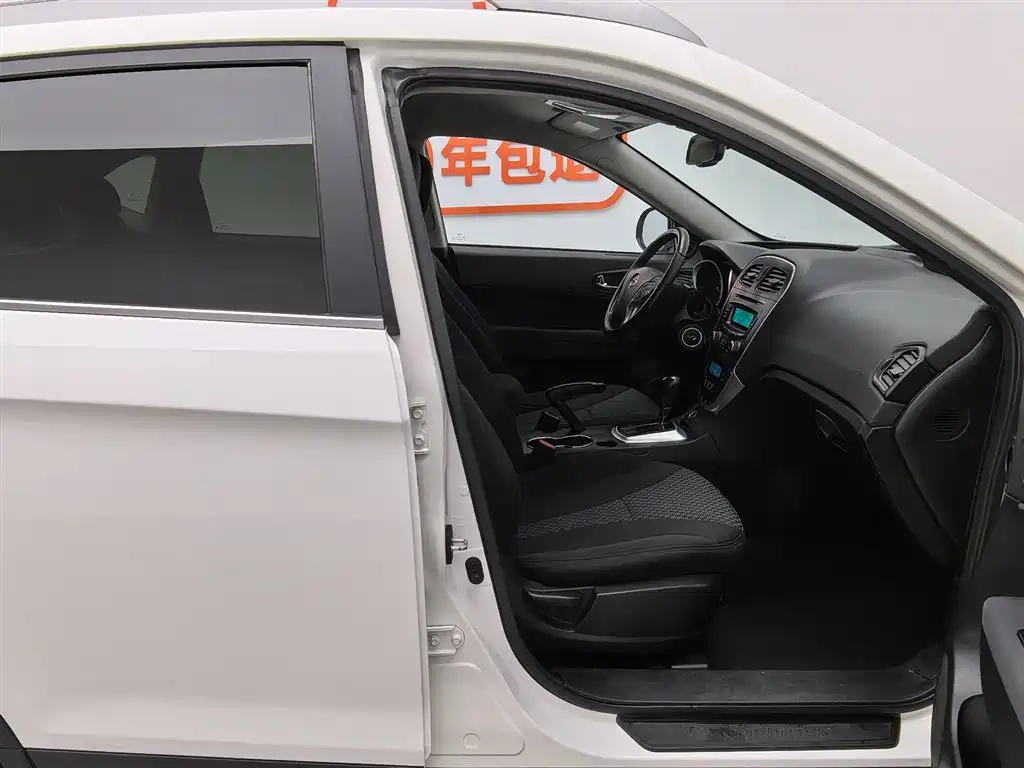 GAC Trumpchi Trumpchi GS5 2014 2.0L Automatic 2WD Premium Edition фото 23