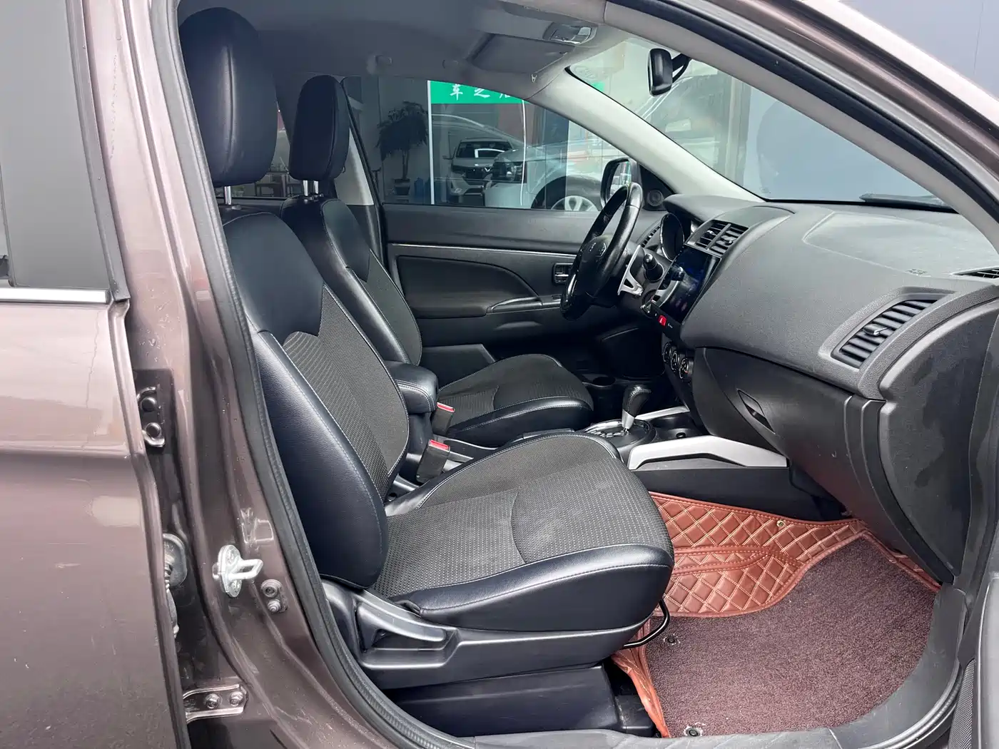 Peugeot 4008 (Import) 2013 2.0L 2WD Progressive фото 8
