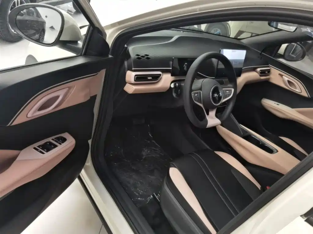 BYD Seagull 2025 Smart Drive Edition 305km Vitality Version фото 16