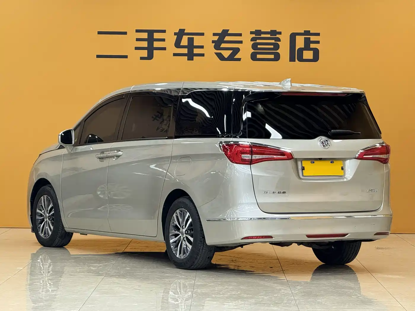 Buick GL8 2017 ES 28T Luxury China V фото 4