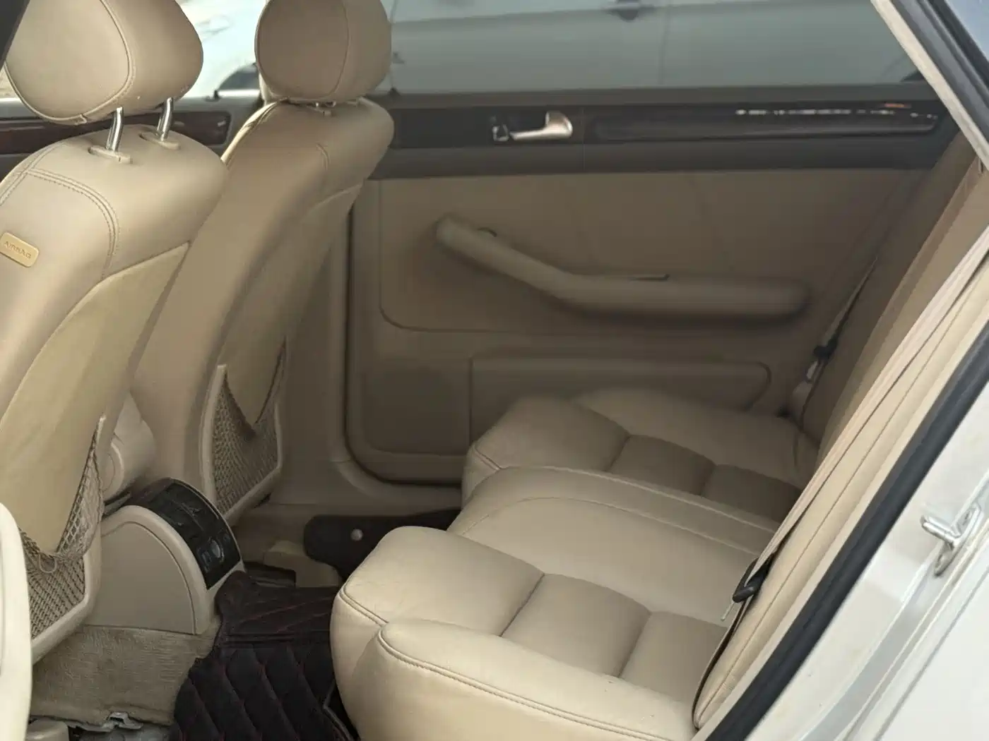 Audi A6 2004 Model 2.4L Luxury Comfort фото 12
