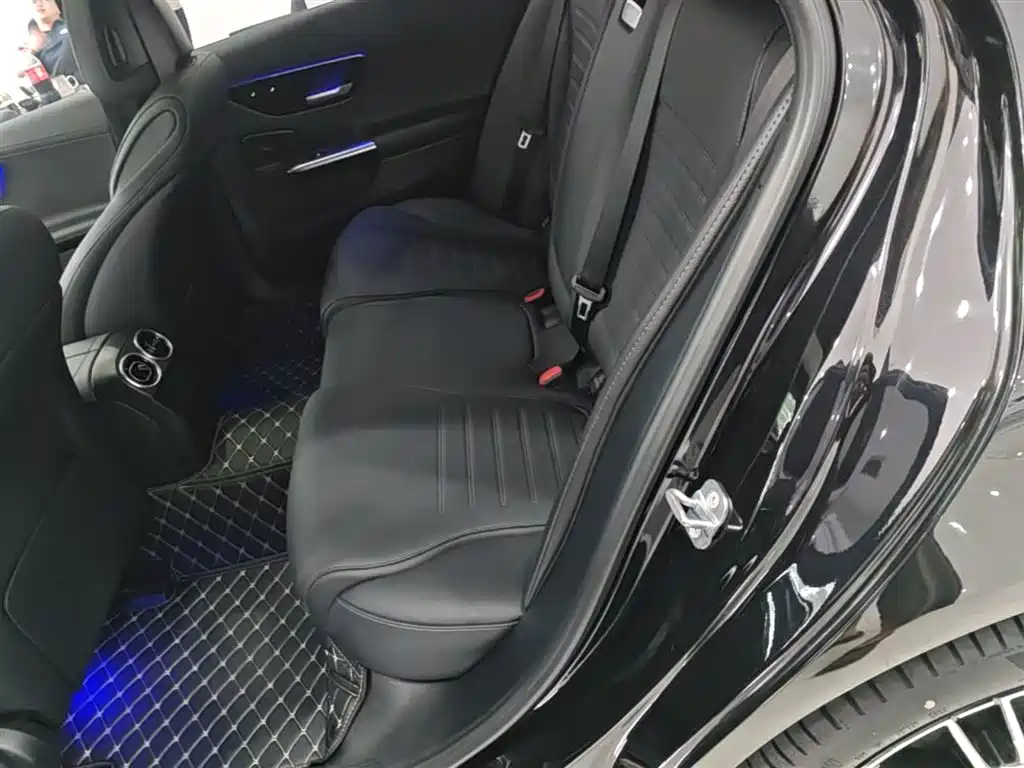 Mercedes-Benz C-Class 2023 Facelift C 200 L Sport Edition фото 17