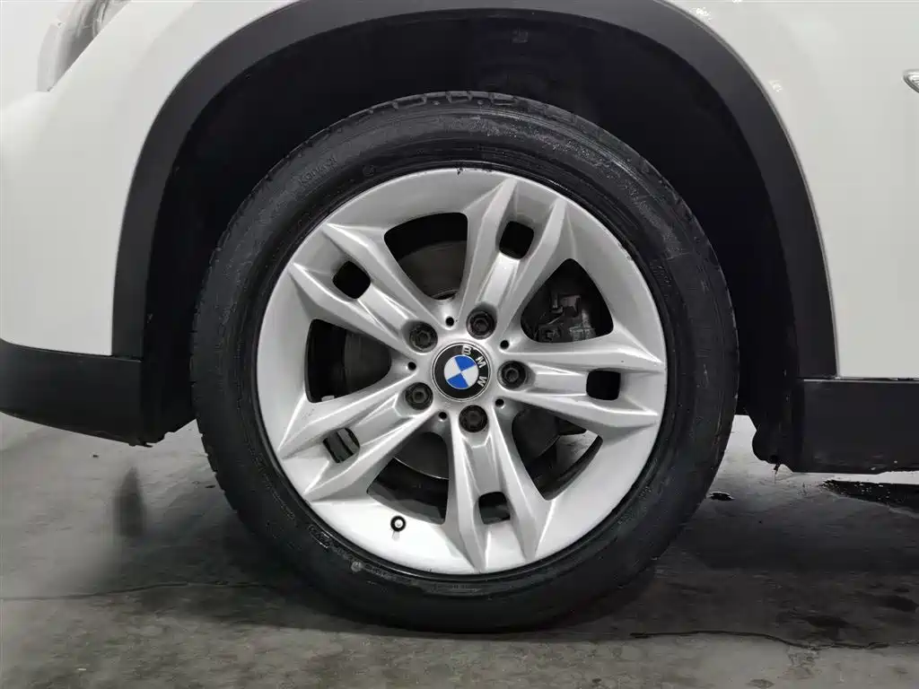 BMW X1 2012 2012 sDrive20i Leading Model