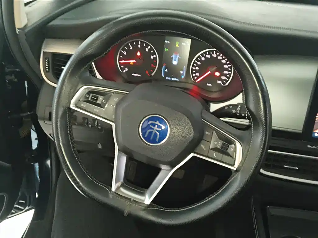 BYD Song MAX 2021 Upgrade 1.5T Automatic Luxury Edition 6-Seater фото 7