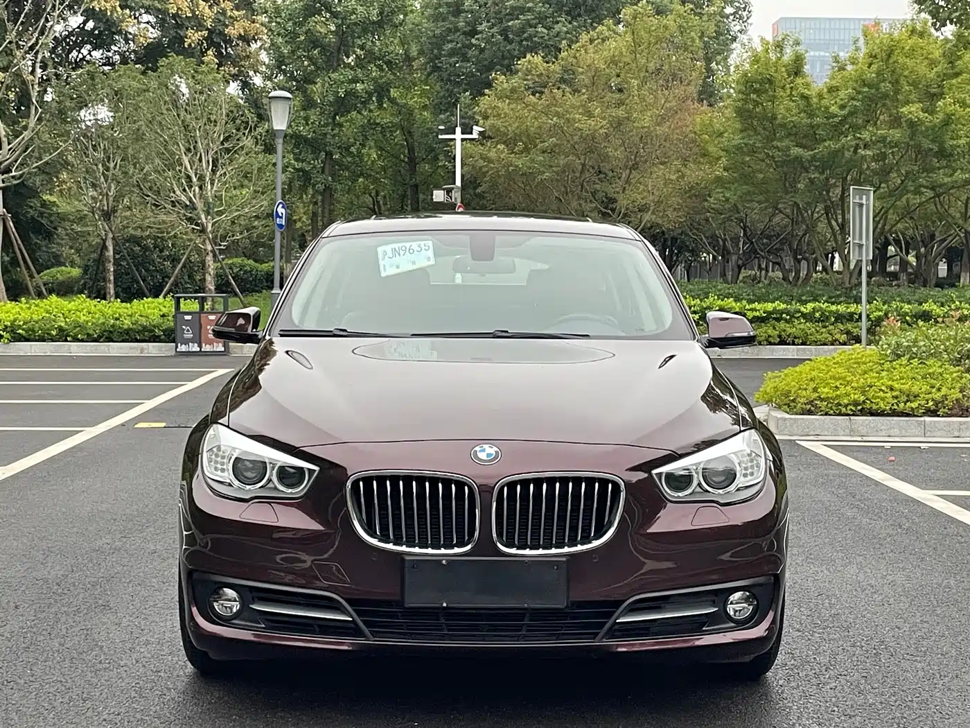 BMW 5 Series GT 2014 535i Leading фото 2