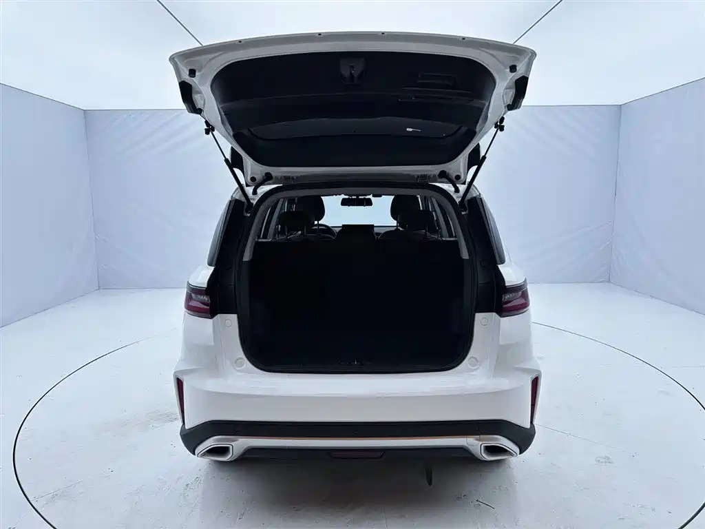 GEELY AUTOMOBILE VISION X6