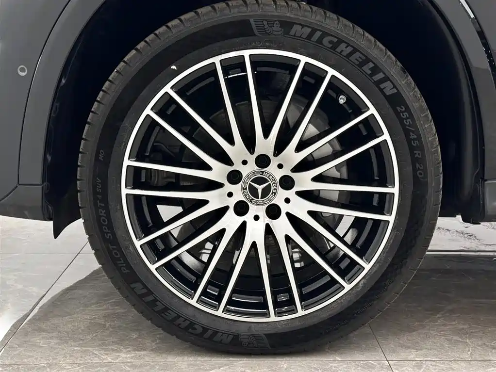 Mercedes-Benz GLC 2023 GLC 300 L 4MATIC Luxury 7-Seater фото 19